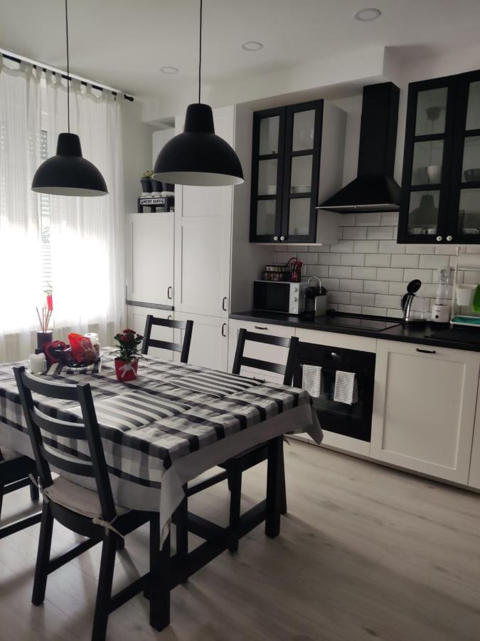 Appartement Petit Coco à Zagreb Extérieur photo